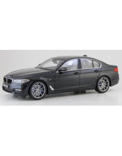 08941BK 1/18 Kyosho BMW 5 Series G30