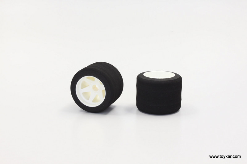 36224-37 DIS 1/8 ON ROAD TYRE RR.37
