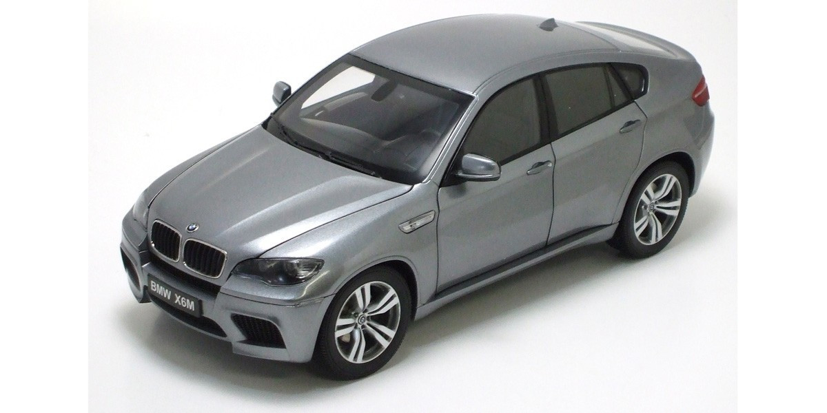 1/18 BMW X6 M Space Gray