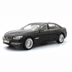 1/18 BMW 760LI (F02) Carbon...