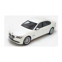 1/18 BMW 760Li F02...