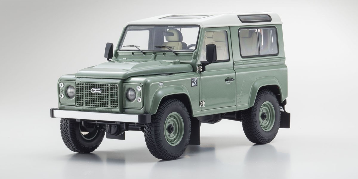 1/18 Land Rover Defender 90 Heritage Grasmere Green