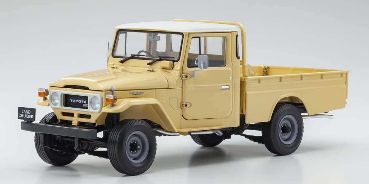08958BE KYOSHO ORIGINAL 1/18scale Toyota Land Cruiser 40 (Beige)