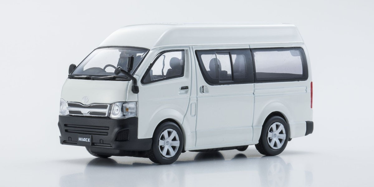 1/43 TOYOTA HIACE High roof 2013 White 03652W