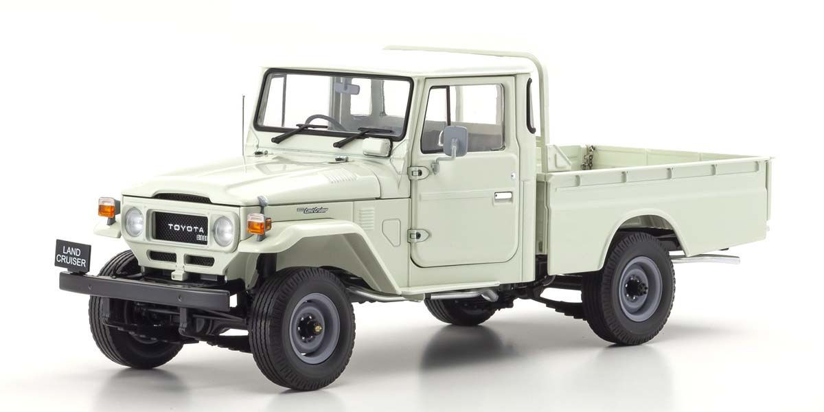 08958W Toyota Land Cruiser 40 (White) KYOSHO ORIGINAL 1/18 scale