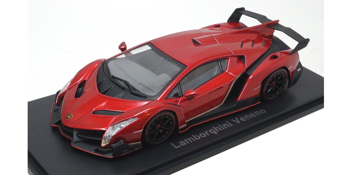 KYOSHO 1/43scale Lamborghini Veneno Red Metallic 05571RM