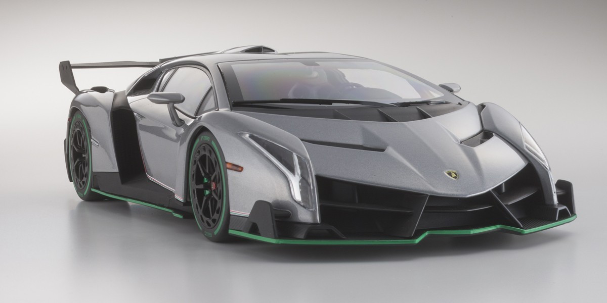 OUSIA 1/18 Lamborghini Veneno Gray / Green Line