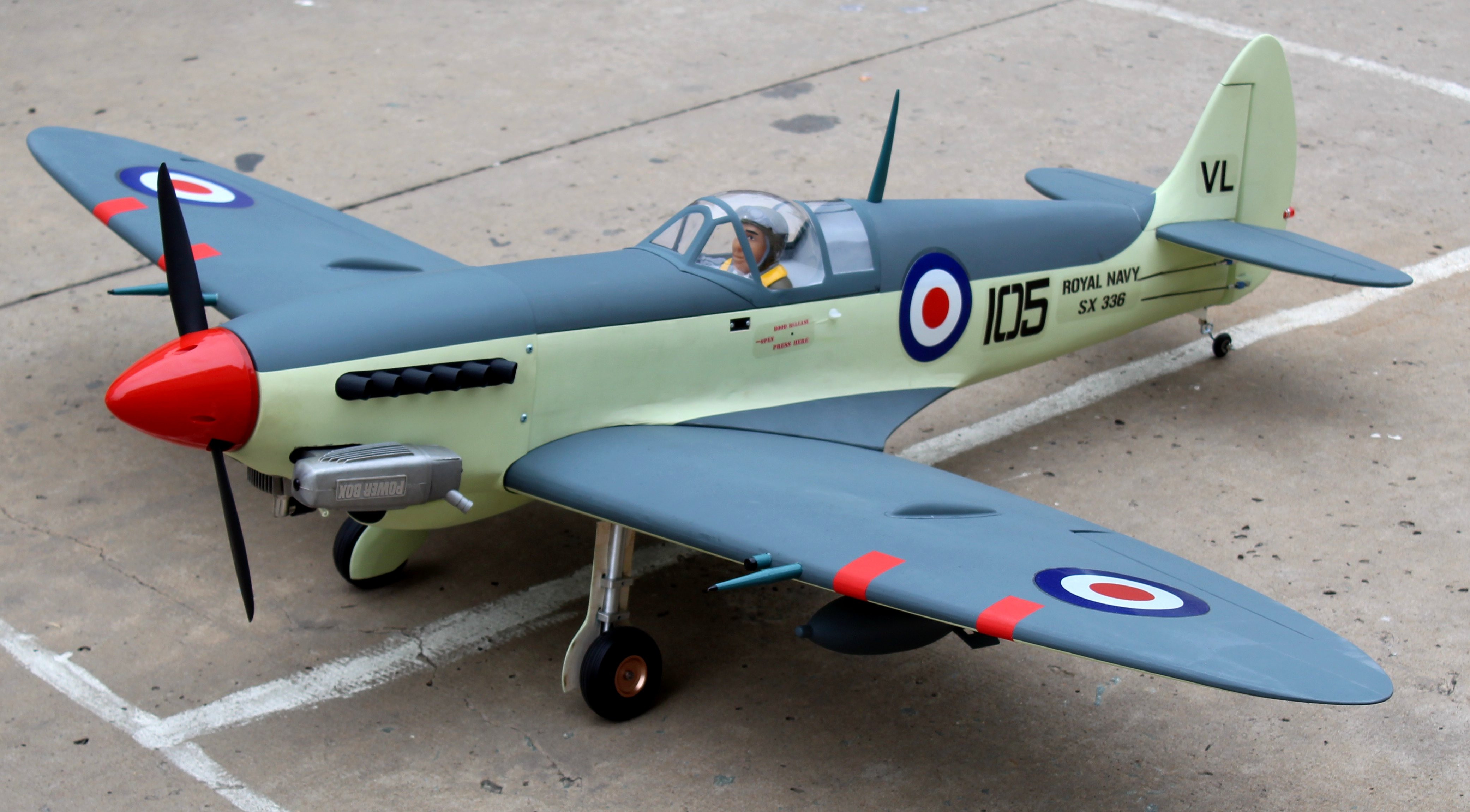 SEA116NGear SEAGULL SUPERMARINE SEAFIRE 65″ WINGSPAN WARBIRD