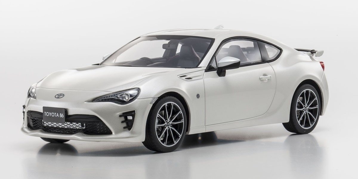 SAMURAI 1/18 TOYOTA 86 White Pearl