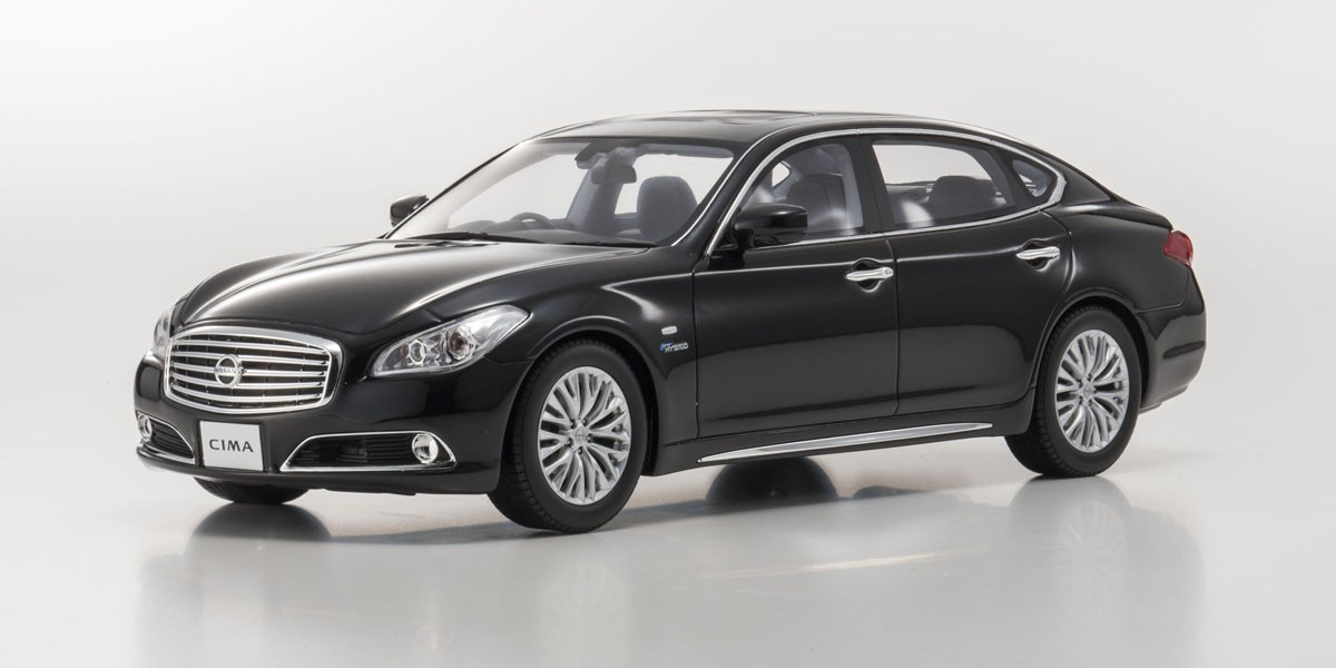 KSR18012BK SAMURAI 1/18 Nissan CIMA Hybrid Black