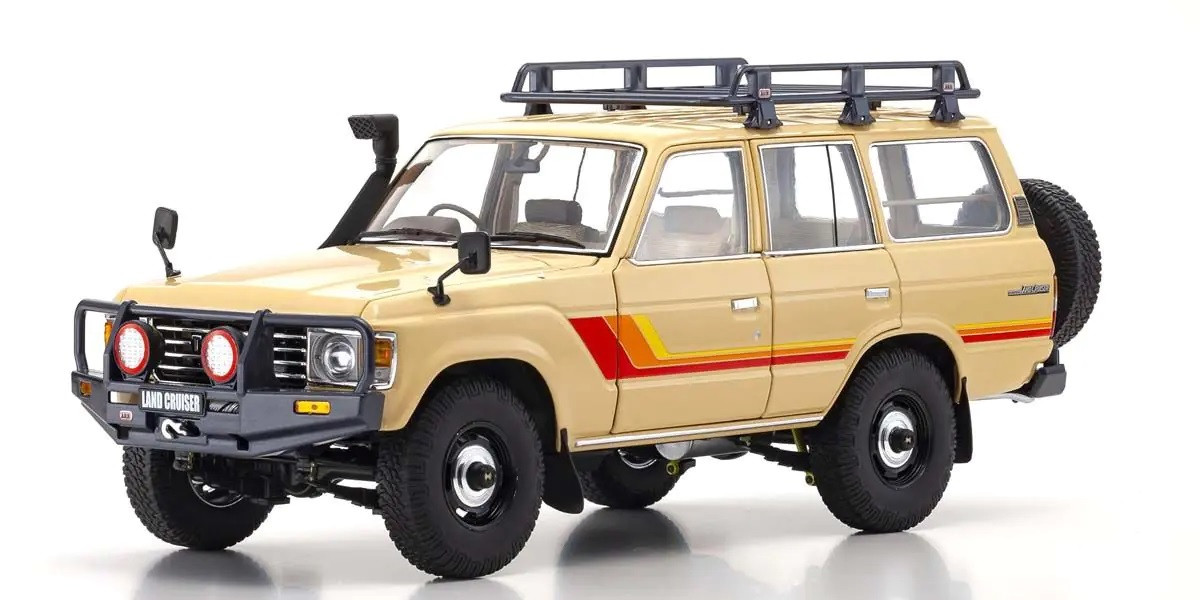 08956XBE 1:18 scale Toyota Land Cruiser 60 with optional parts (Beige)  KYOSHO ORIGINAL