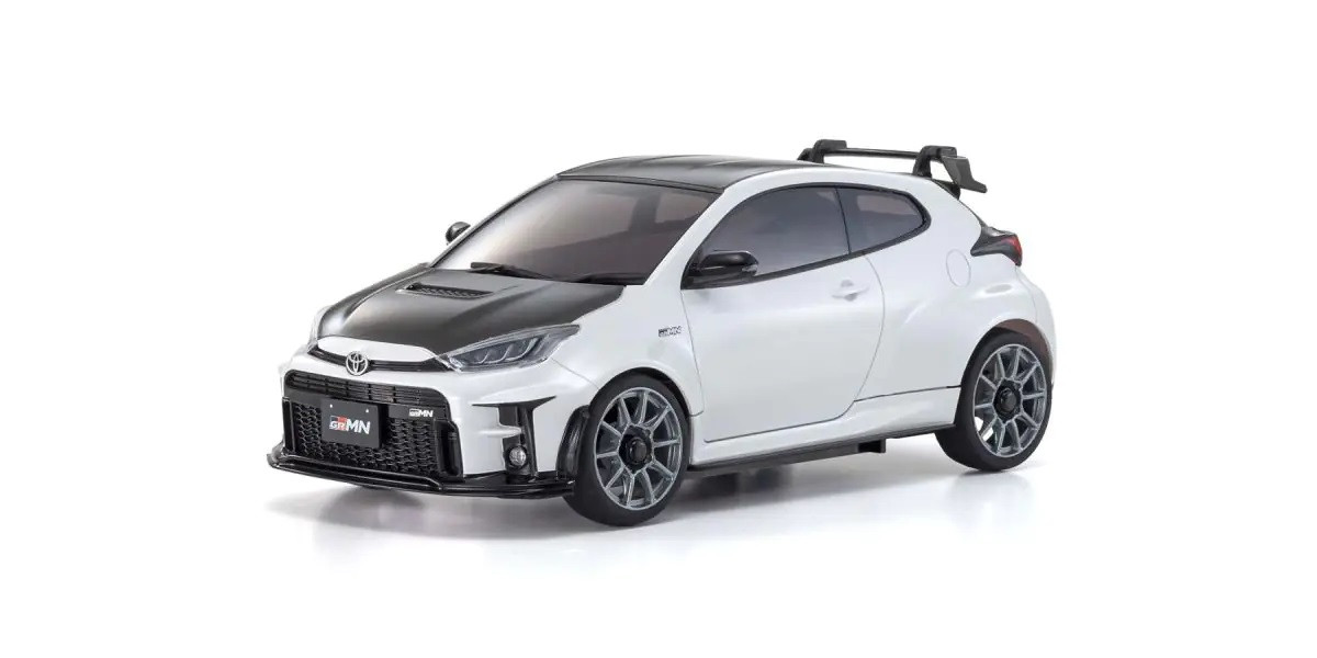 MZP470PW ASC MA020 Toyota GRMN YARIS CIRCUIT PACKAGE White Pearl