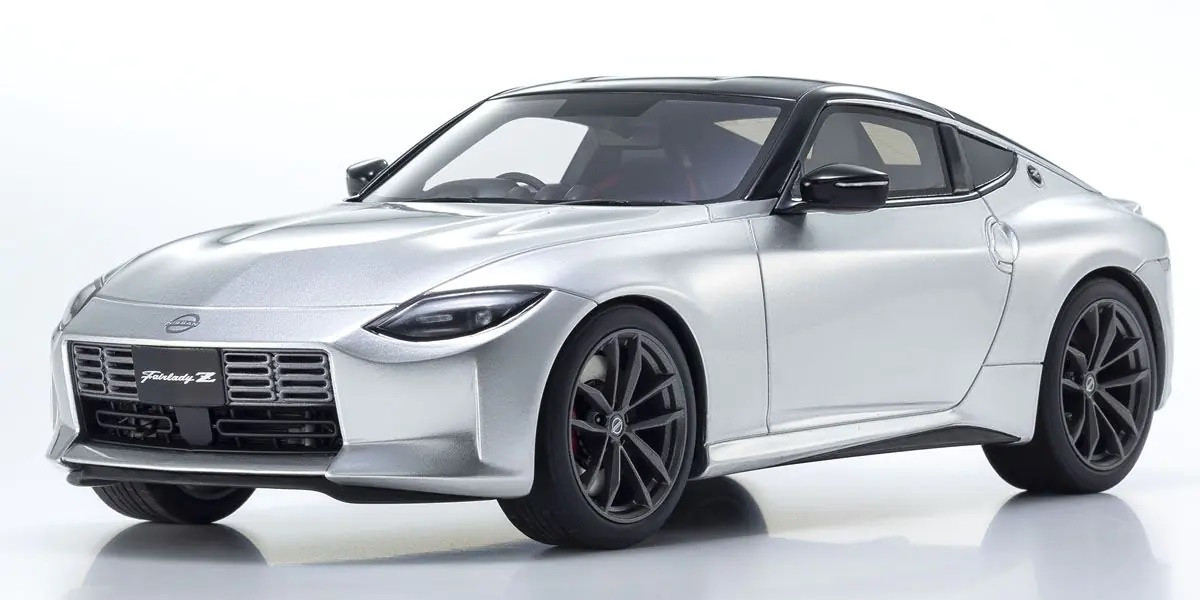 KSR18056S 1/18 scale Nissan Fairlady Z (Silver) SAMURAI