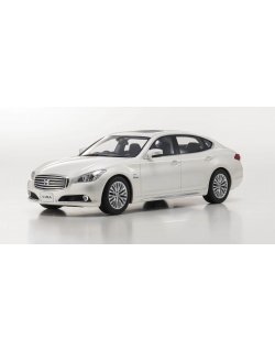 KSR18012W SAMURAI 1/18 Nissan CIMA Hybrid White