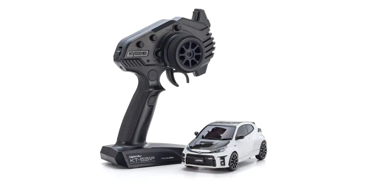 32648PW MINI-Z AWD Toyota GRMN YARIS Rally PACKAGE Platinum White Pearl Mica